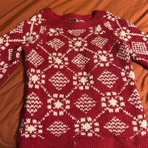American Eagle 100 percent Lambs wool sweater